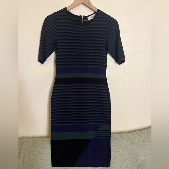 John + Jenn Knit Dress - Women's Medium Green Black Navy EUC - Striped Office - Picture 12 of 13